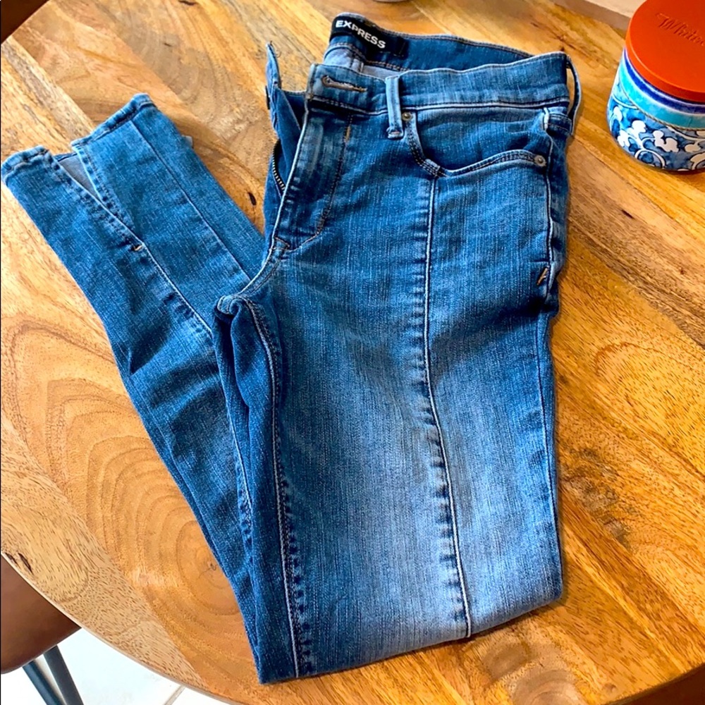 Express Jeans